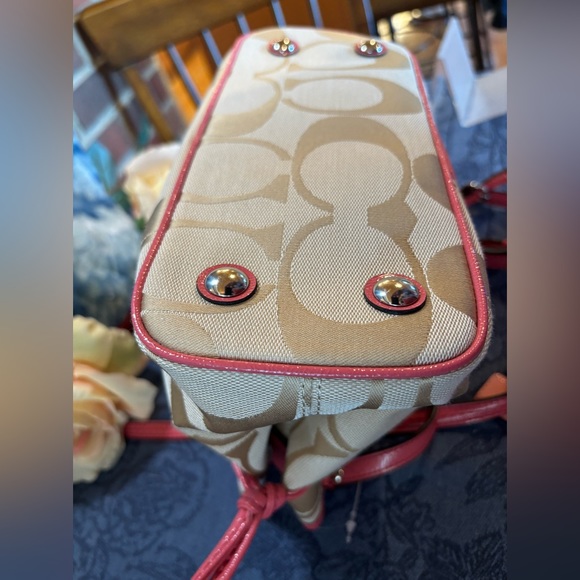 Coach Signature Strip Mini Carryall New Without Tags Beautiful 7”H 10”L … - Picture 12 of 14